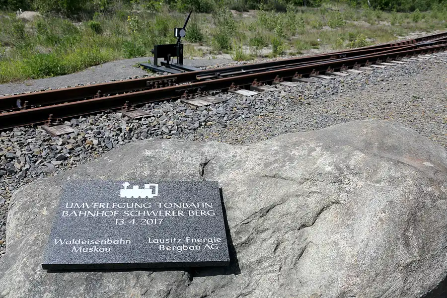 099 | 2020 | Weisswasser | Tonbahn – Bahnhof Schwerer Berg | © carsten riede fotografie