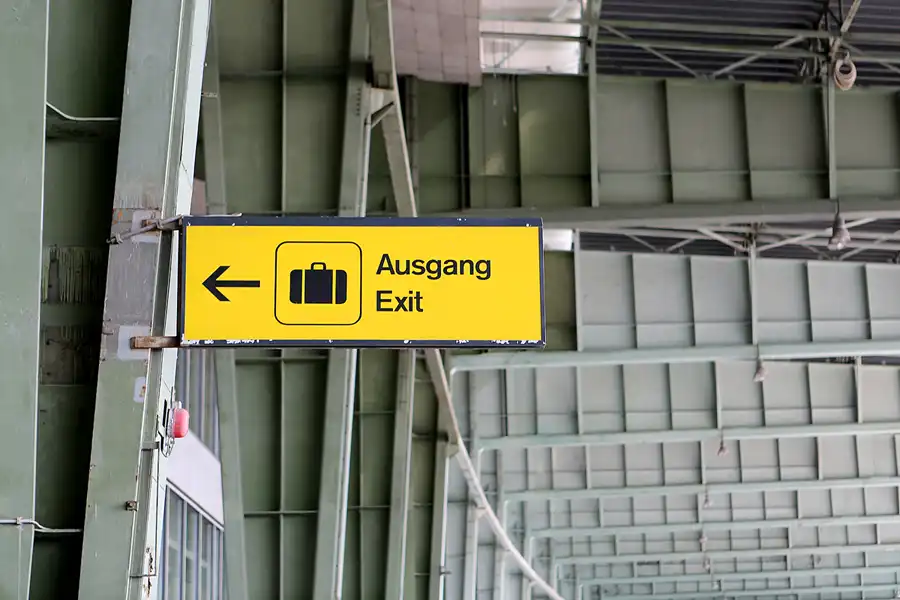 091 | 2020 | Berlin | Flughafen Tempelhof | © carsten riede fotografie