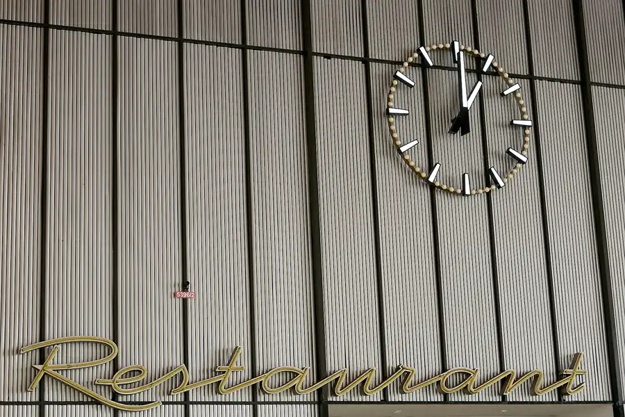 102 | 2020 | Berlin | Flughafen Tempelhof | © carsten riede fotografie