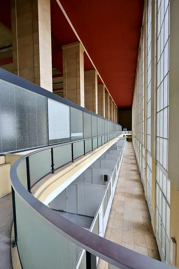 158 | 2020 | Berlin | Flughafen Tempelhof | © carsten riede fotografie