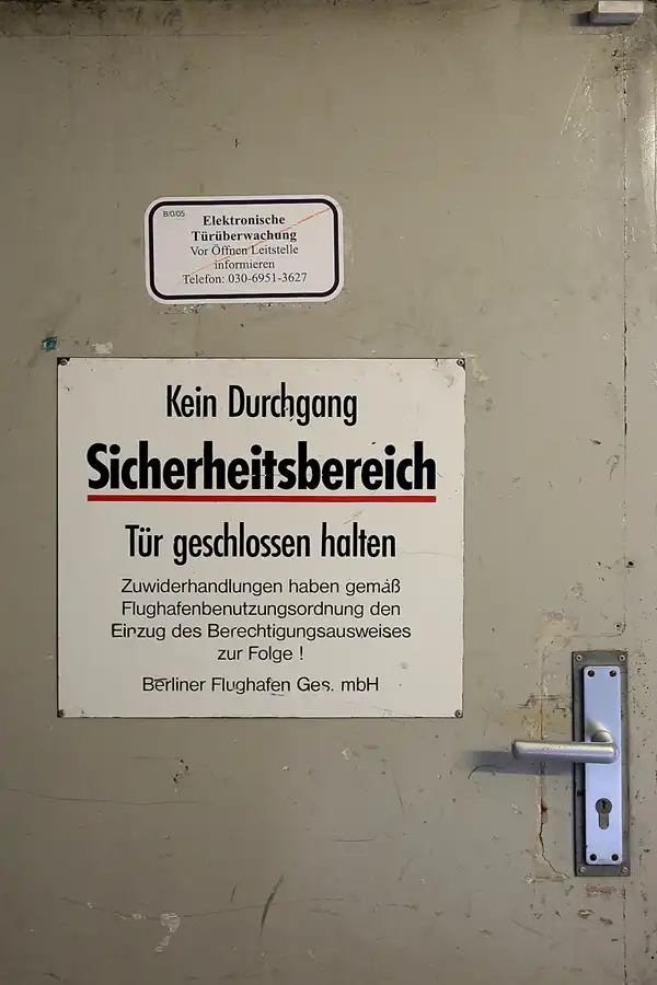172 | 2020 | Berlin | Flughafen Tempelhof | © carsten riede fotografie