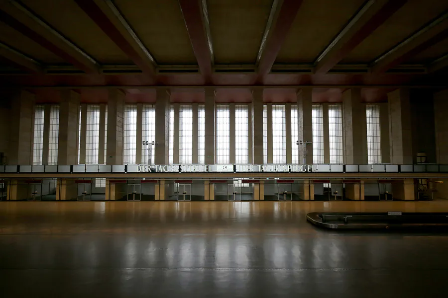 159 | 2020 | Berlin | Flughafen Tempelhof | © carsten riede fotografie