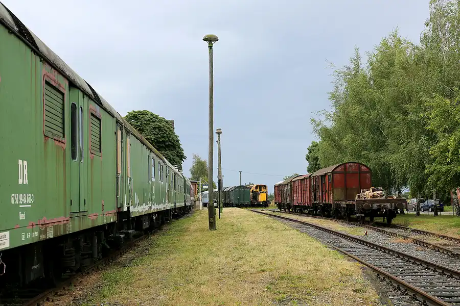 123 | 2020 | Stassfurt | Bahnbetriebswerk Stassfurt – Katastrophenzug der Deutschen Reichsbahn – K9-Zug | © carsten riede fotografie