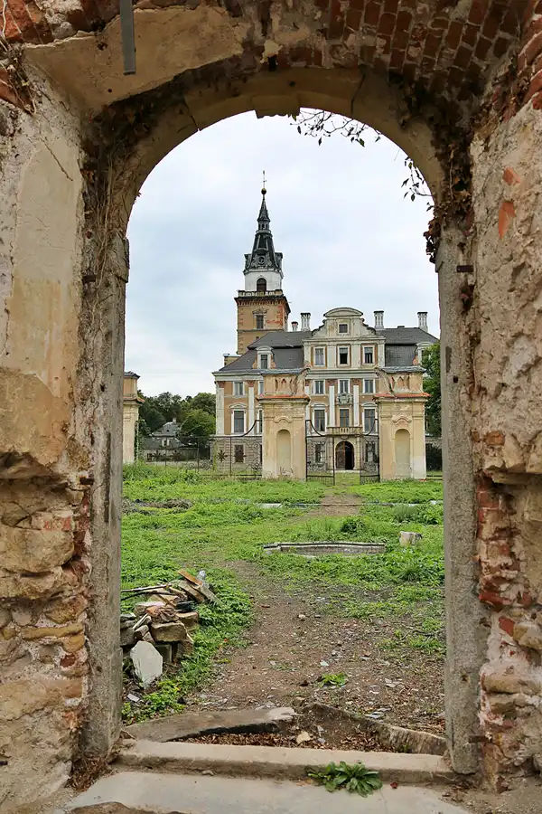 081 | 2020 | Roztoka | Pałac W Roztoce – Schloss Rohnstock | © carsten riede fotografie