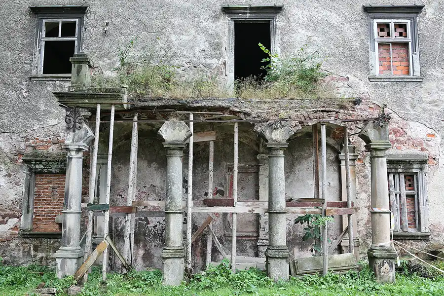 014 | 2020 | Ścinawka Górna | Pałac w Sarnach – Schloss Scharfeneck | © carsten riede fotografie