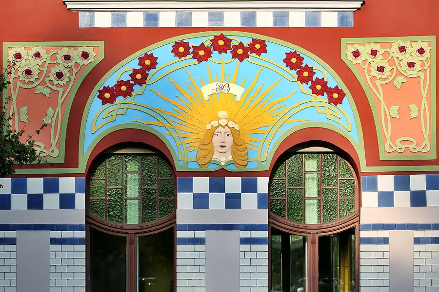 002 | 2020 | Wittenberge | Haus der vier Jahreszeiten | © carsten riede fotografie