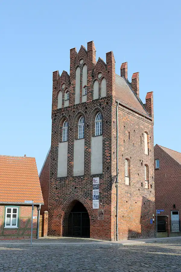 037 | 2020 | Wittenberge | Steintor | © carsten riede fotografie