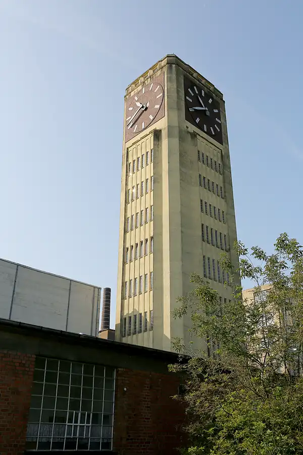076 | 2020 | Wittenberge | Veritas Park – Uhrenturm | © carsten riede fotografie