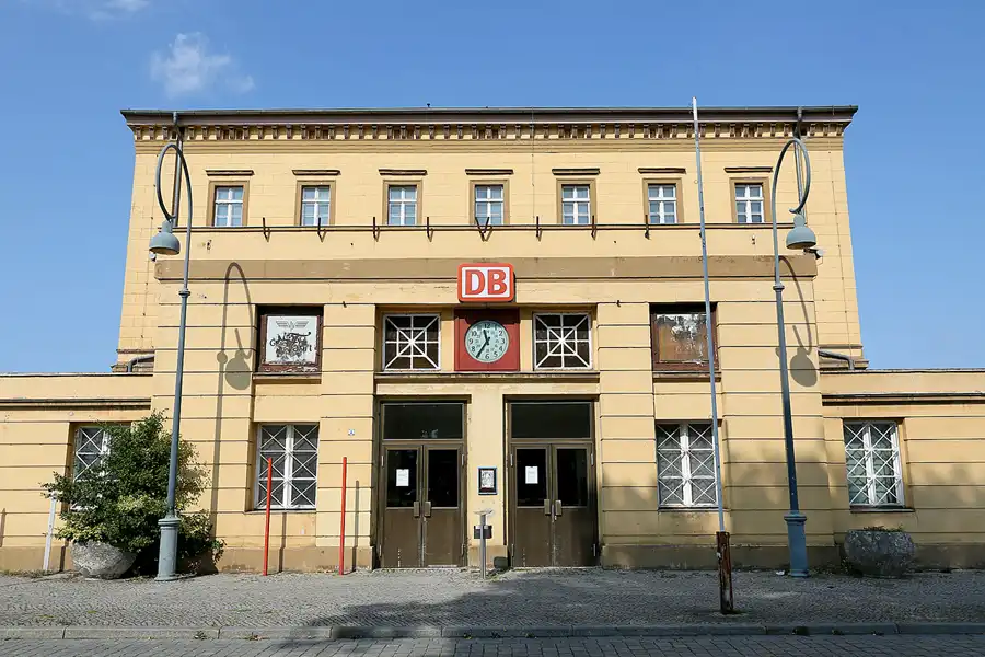 109 | 2020 | Wittenberge | Bahnhof | © carsten riede fotografie