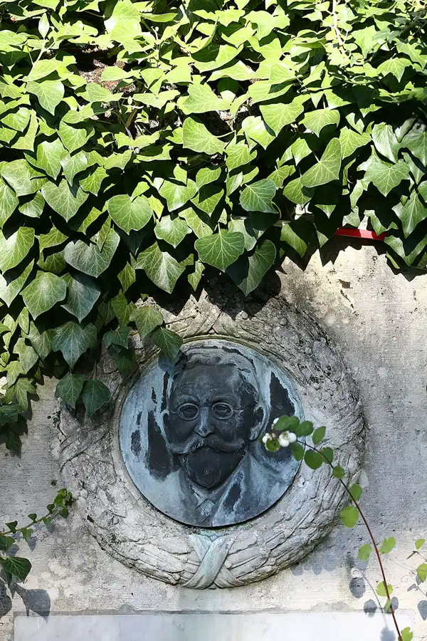 058 | 2020 | Weimar | Historischer Friedhof | © carsten riede fotografie