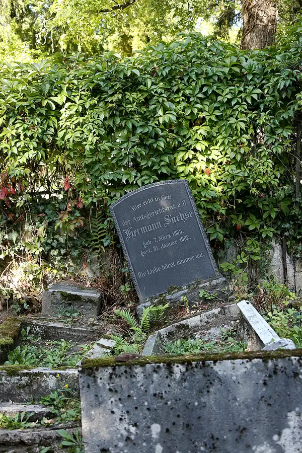 071 | 2020 | Weimar | Historischer Friedhof | © carsten riede fotografie