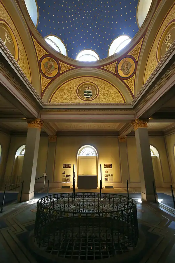 078 | 2020 | Weimar | Historischer Friedhof – Fürstengruft | © carsten riede fotografie