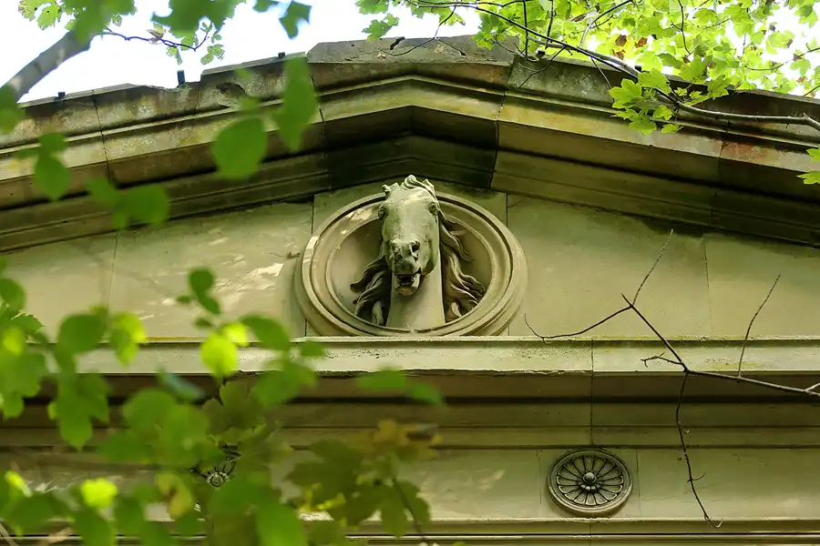 108 | 2020 | Sassnitz | Schloss Dwasieden | © carsten riede fotografie