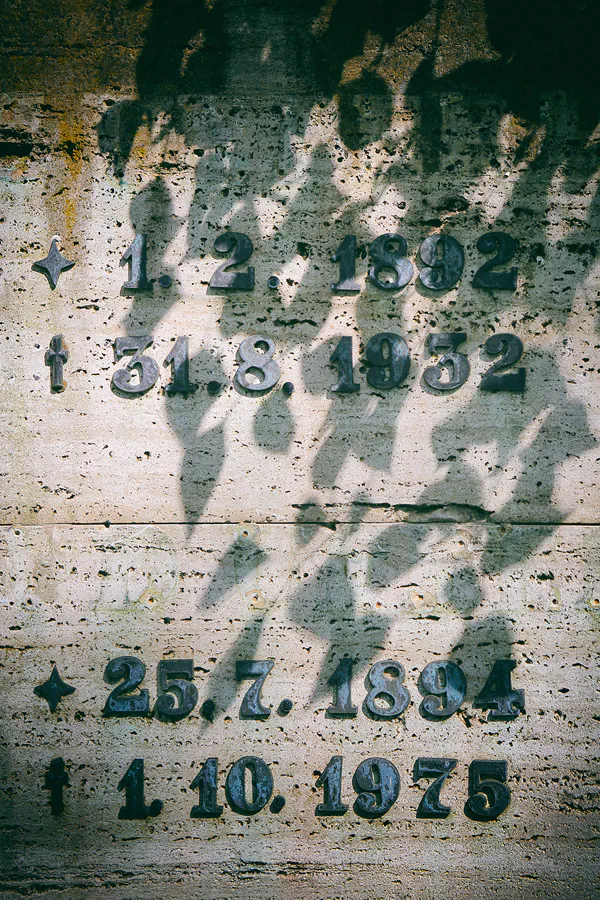 046 | 2021 | Berlin | Friedhof Steglitz | © carsten riede fotografie