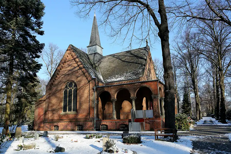029 | 2021 | Berlin | St. Andreas – St. Markus Friedhof | © carsten riede fotografie