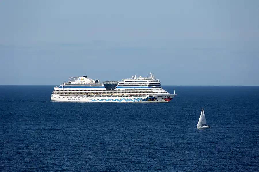 176 | 2021 | Lohme | AIDA sol | © carsten riede fotografie