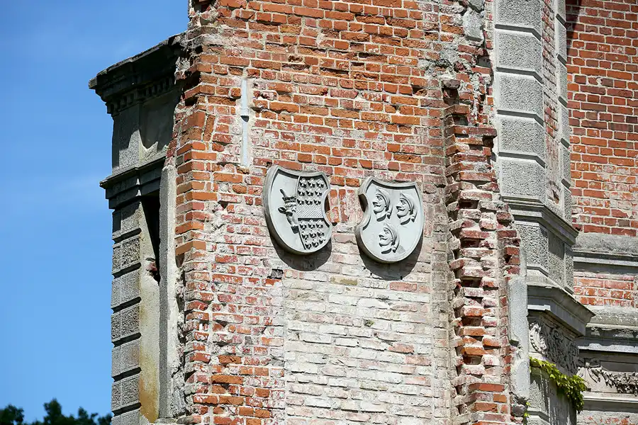 225 | 2021 | Pansevitz | Schlossruine Pansevitz | © carsten riede fotografie