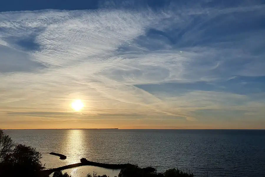 066 | 2021 | Lohme | Sonnenuntergang am Kap Arkona | 2021-06-15 – 20:45 | T minus 60 Minuten | © carsten riede fotografie
