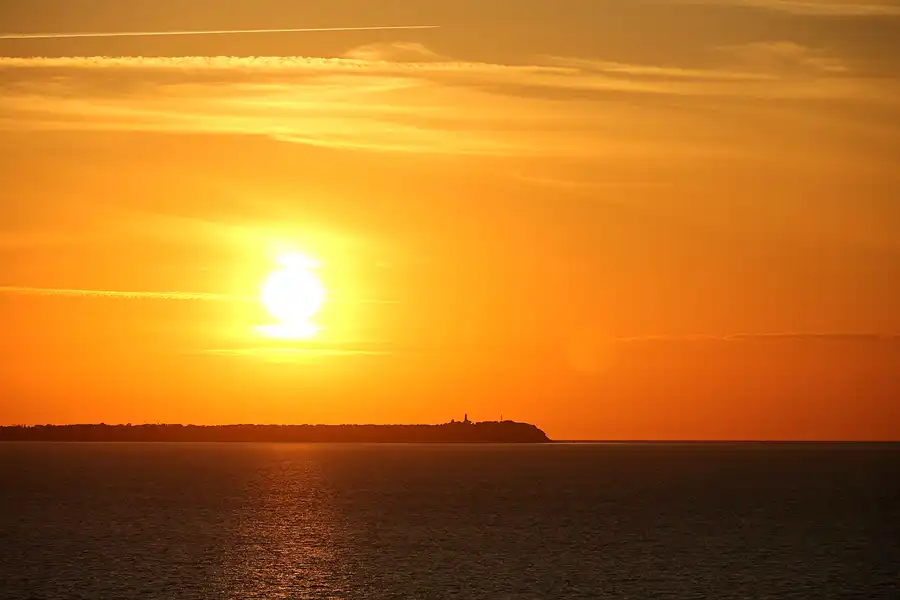 067 | 2021 | Lohme | Sonnenuntergang am Kap Arkona | 2021-06-15 – 21:28 | T minus 17 Minuten | © carsten riede fotografie