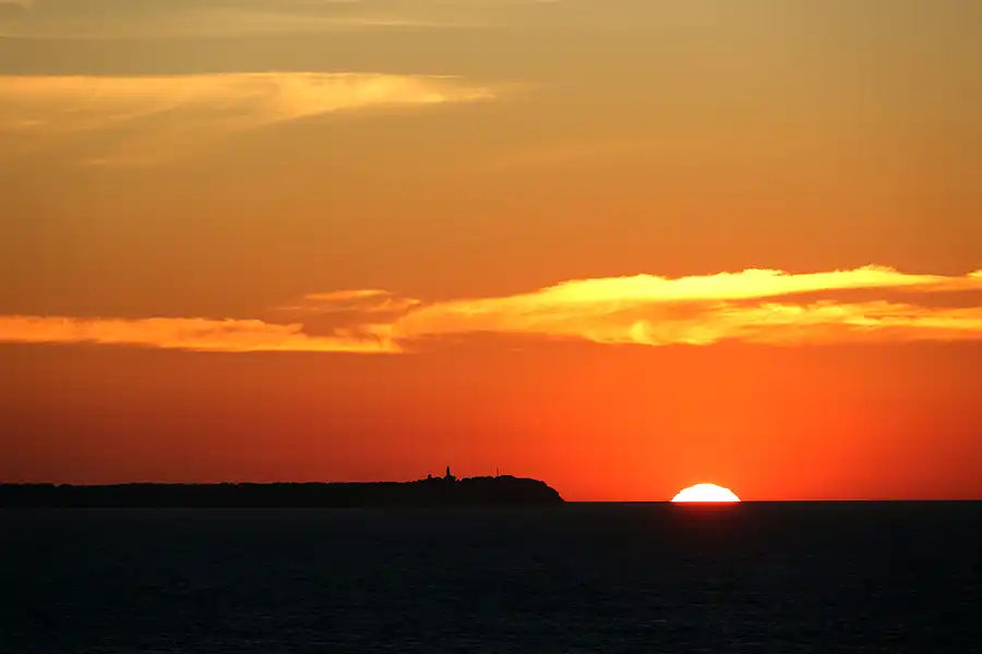 082 | 2021 | Lohme | Sonnenuntergang am Kap Arkona | 2021-06-16 – 21:45 | T minus 1 Minute | © carsten riede fotografie