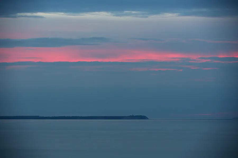 064 | 2021 | Lohme | Sonnenuntergang am Kap Arkona | 2021-06-14 – 22:06 | T plus 21 Minuten | © carsten riede fotografie