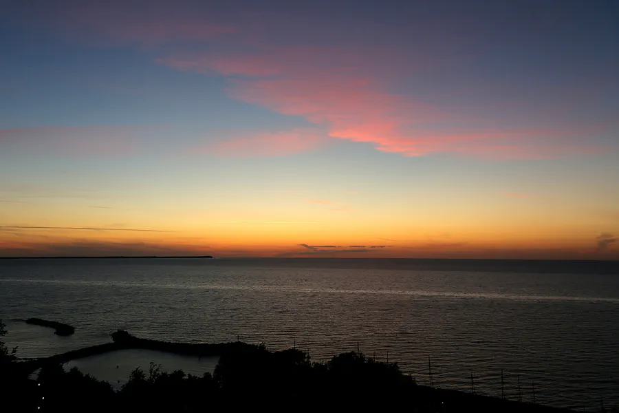 074 | 2021 | Lohme | Sonnenuntergang am Kap Arkona | 2021-06-15 – 22:14 | T plus 29 Minuten | © carsten riede fotografie