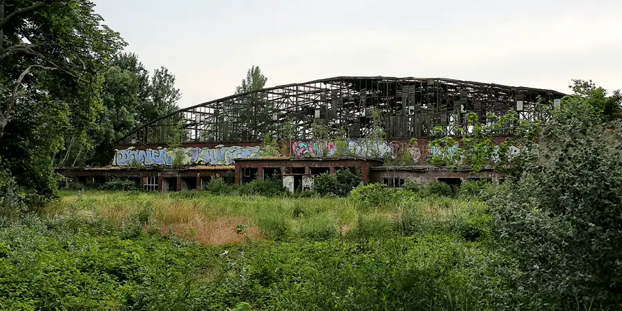 014 | 2021 | Schönwalde | Flugplatz Schönwalde | © carsten riede fotografie