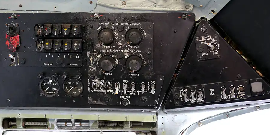 025 | 2021 | Neuhardenberg | Flugplatz EDON | © carsten riede fotografie