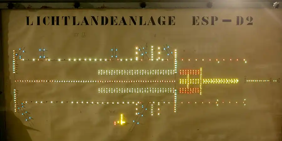 045 | 2021 | Neuhardenberg | Flugplatz EDON | © carsten riede fotografie