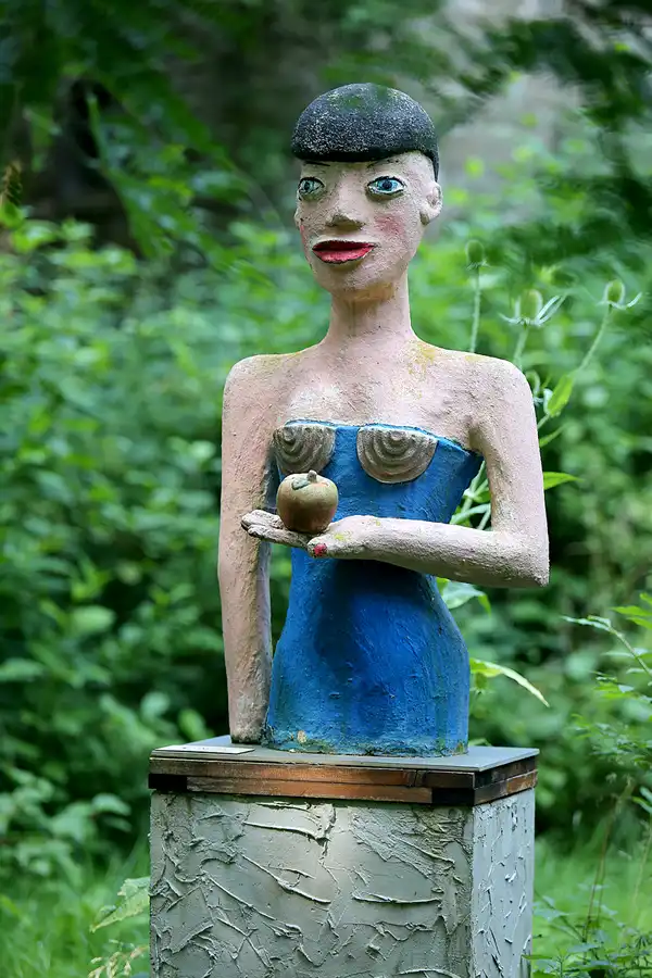 081 | 2021 | Milda – OT Plinz | Skulpturengarten | © carsten riede fotografie