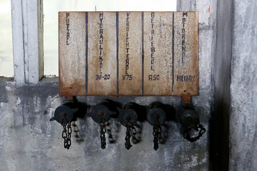 122 | 2021 | Arnstadt | Bahnbetriebswerk Arnstadt – Lokschuppen | © carsten riede fotografie