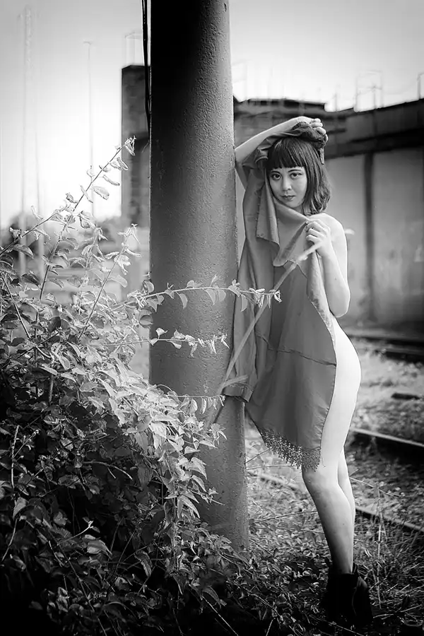 160 | 2021 | Arnstadt | Bahnbetriebswerk Arnstadt – Model Yuli Hung | © carsten riede fotografie