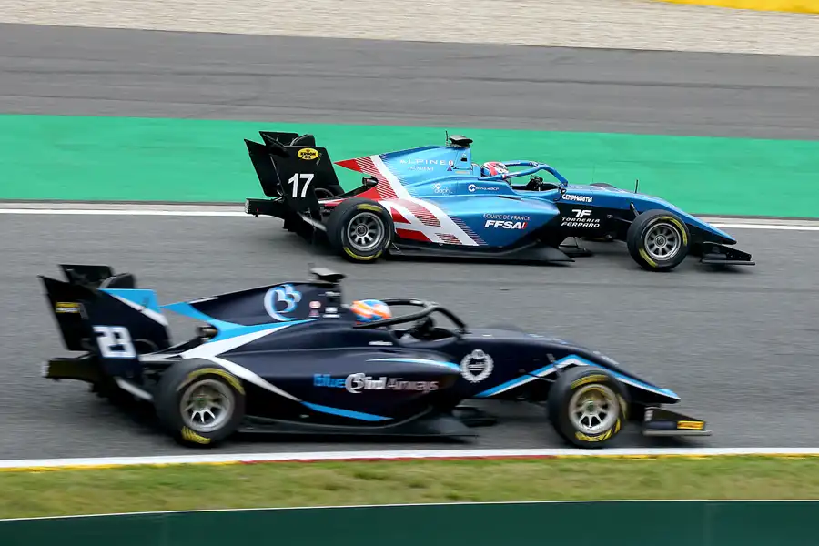 049 | 2021 | Spa-Francorchamps | FIA Formula 3 | Dallara-Mecachrome G319 | MP Motorsport | Victor Martins + Dallara-Mecachrome G319 | Carlin Buzz Racing | Ido Cohen | © carsten riede fotografie