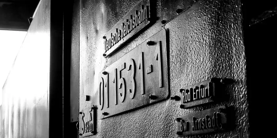 076 | 2021 | Arnstadt | Bahnbetriebswerk Arnstadt – Lokschuppen | © carsten riede fotografie