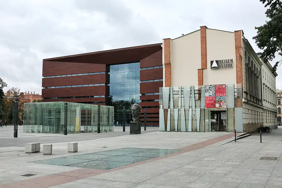 003 | 2021 | Wroclaw (Breslau) | © carsten riede fotografie