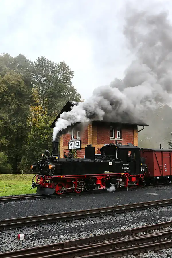 122 | 2021 | Steinbach bei Jöhstadt | Bahnhof – Pressnitztalbahn | © carsten riede fotografie