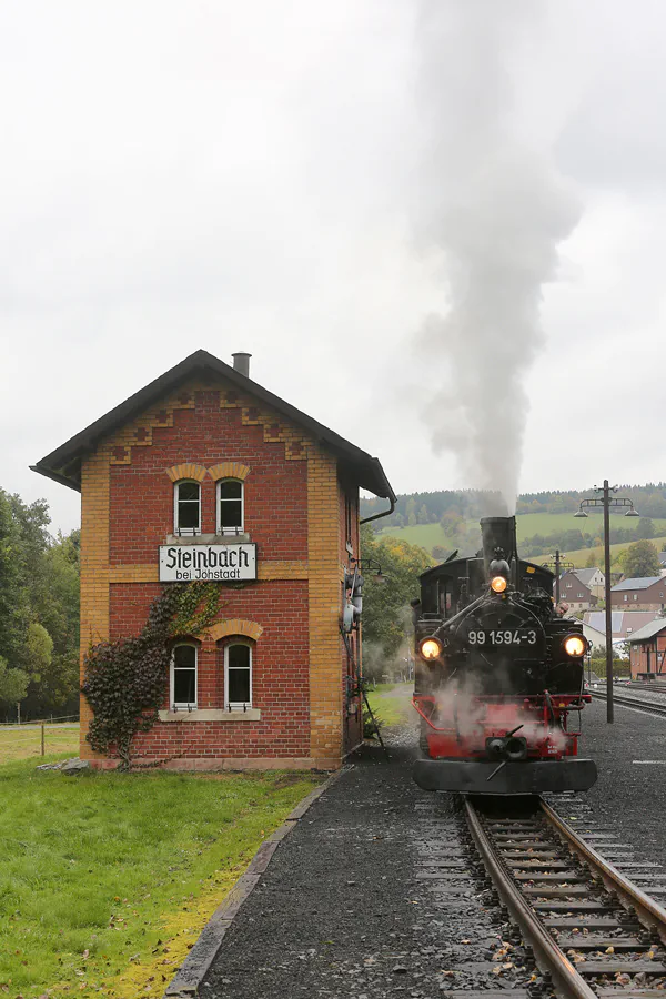 111 | 2021 | Steinbach bei Jöhstadt | Bahnhof – Pressnitztalbahn | © carsten riede fotografie