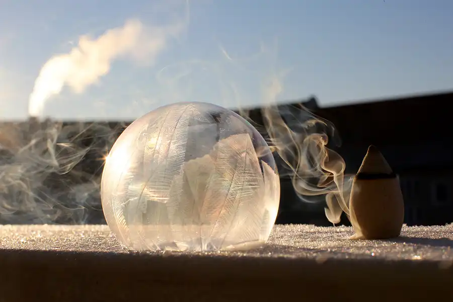 035 | 2021 | Berlin | Frozen Bubbles – Gefrorene Seifenblasen | © carsten riede fotografie