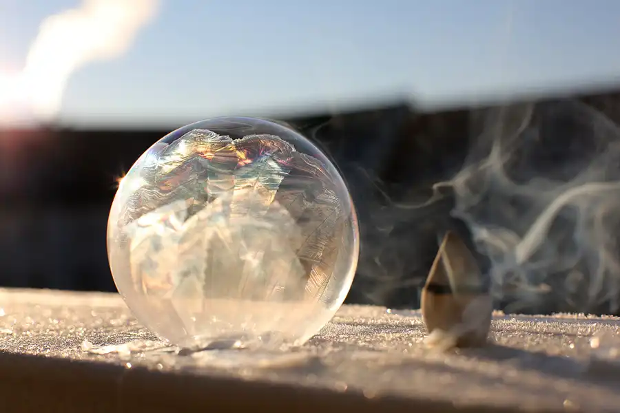 039 | 2021 | Berlin | Frozen Bubbles – Gefrorene Seifenblasen | © carsten riede fotografie