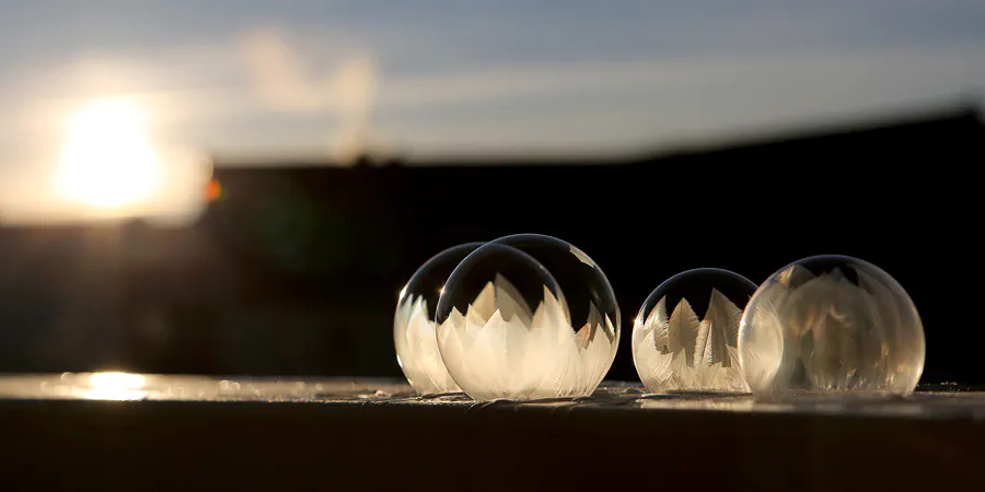 003 | 2021 | Berlin | Frozen Bubbles – Gefrorene Seifenblasen | © carsten riede fotografie