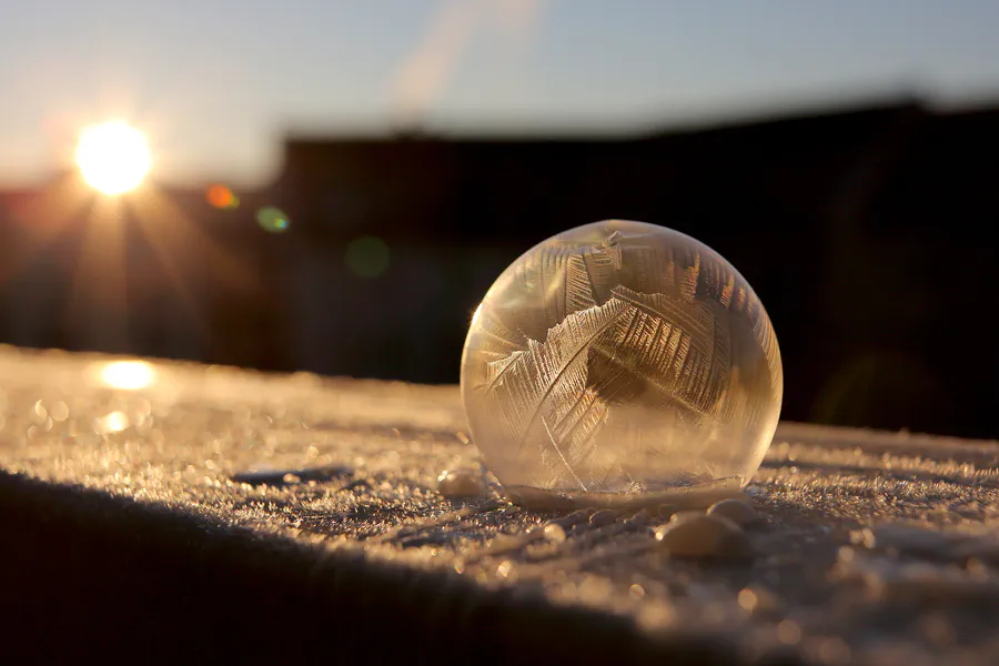 024 | 2021 | Berlin | Frozen Bubbles – Gefrorene Seifenblasen | © carsten riede fotografie
