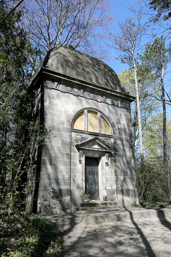 021 | 2022 | Berlin | Zentralfriedhof Friedrichsfelde – Kolumbarium | © carsten riede fotografie