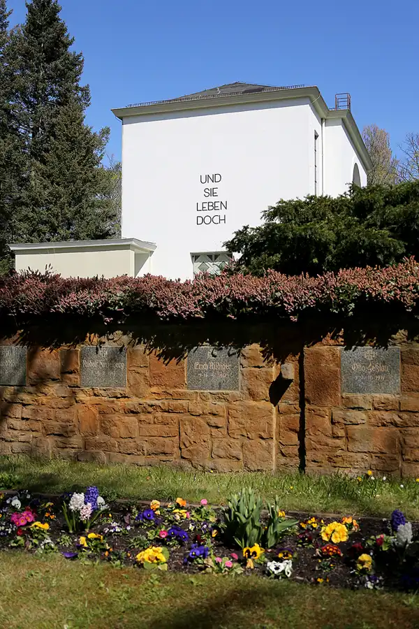 026 | 2022 | Berlin | Zentralfriedhof Friedrichsfelde – Feierhalle | © carsten riede fotografie