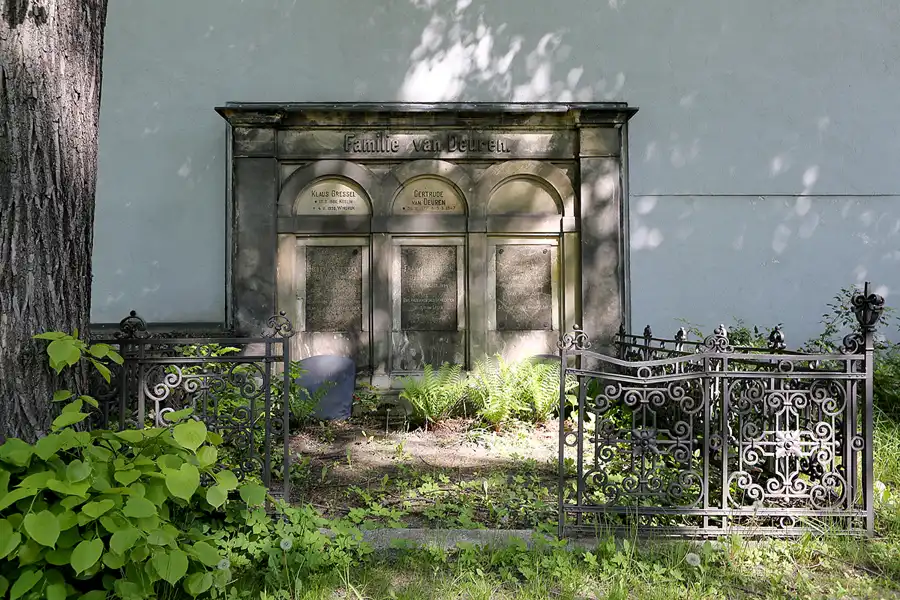 051 | 2022 | Berlin | Alter St.-Matthäus-Kirchhof | © carsten riede fotografie