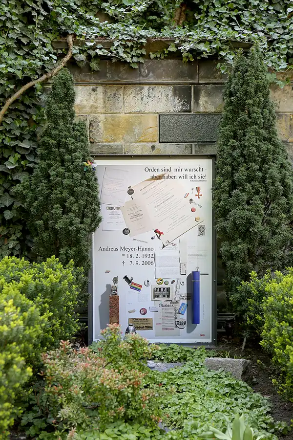 065 | 2022 | Berlin | Alter St.-Matthäus-Kirchhof | © carsten riede fotografie