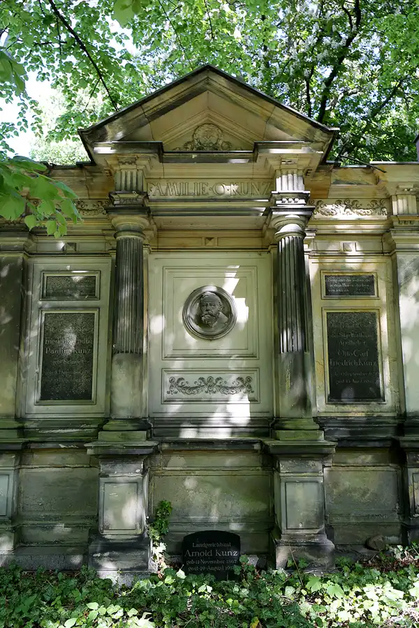 068 | 2022 | Berlin | Alter St.-Matthäus-Kirchhof | © carsten riede fotografie