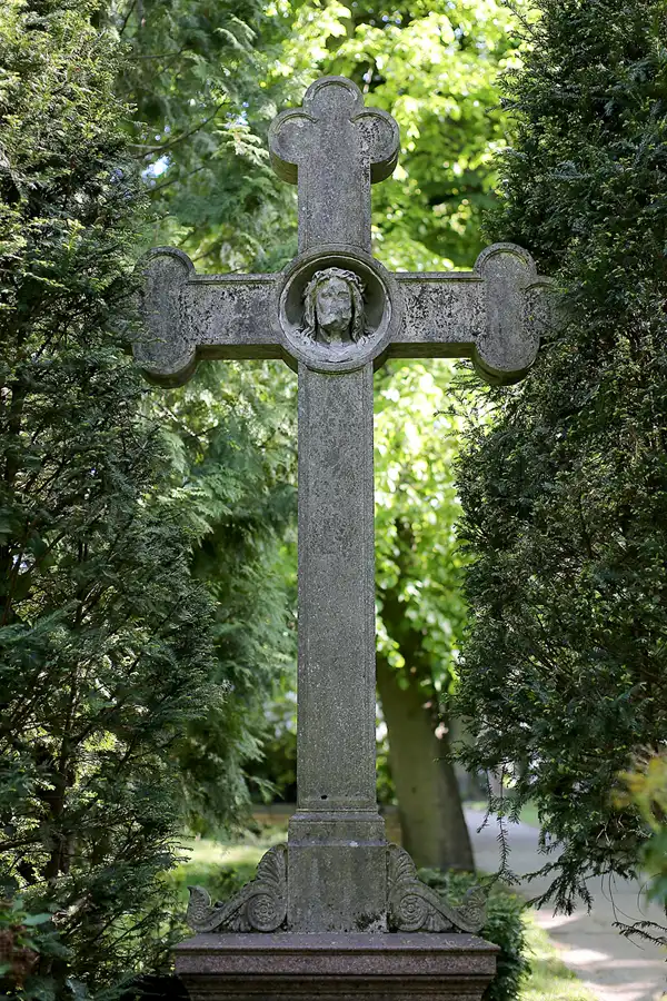 079 | 2022 | Berlin | Alter St.-Matthäus-Kirchhof | © carsten riede fotografie