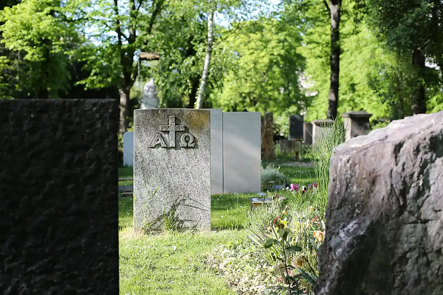 081 | 2022 | Berlin | Alter St.-Matthäus-Kirchhof | © carsten riede fotografie