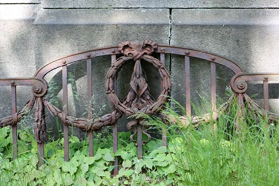 021 | 2022 | Dresden | Alter Annenfriedhof | © carsten riede fotografie