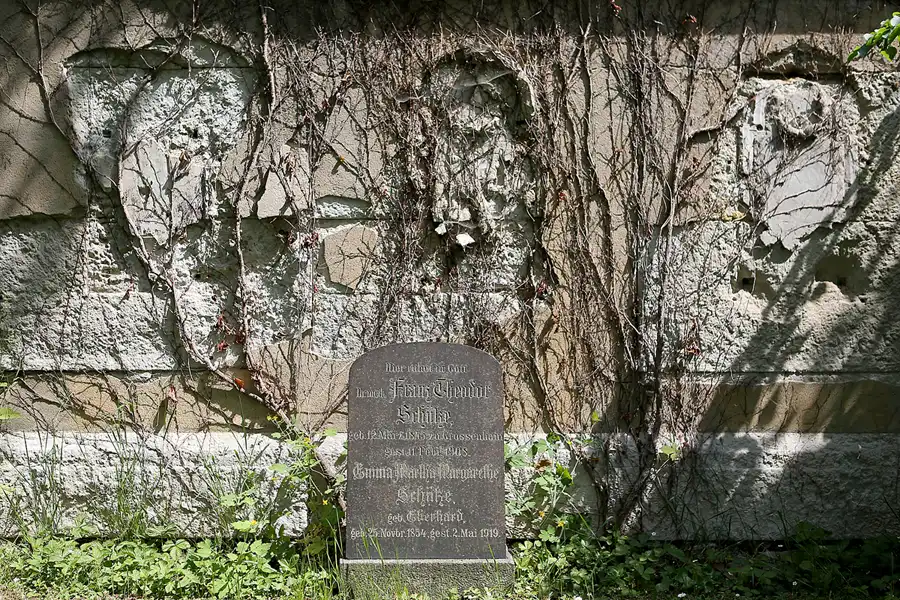 062 | 2022 | Dresden | Alter Annenfriedhof | © carsten riede fotografie